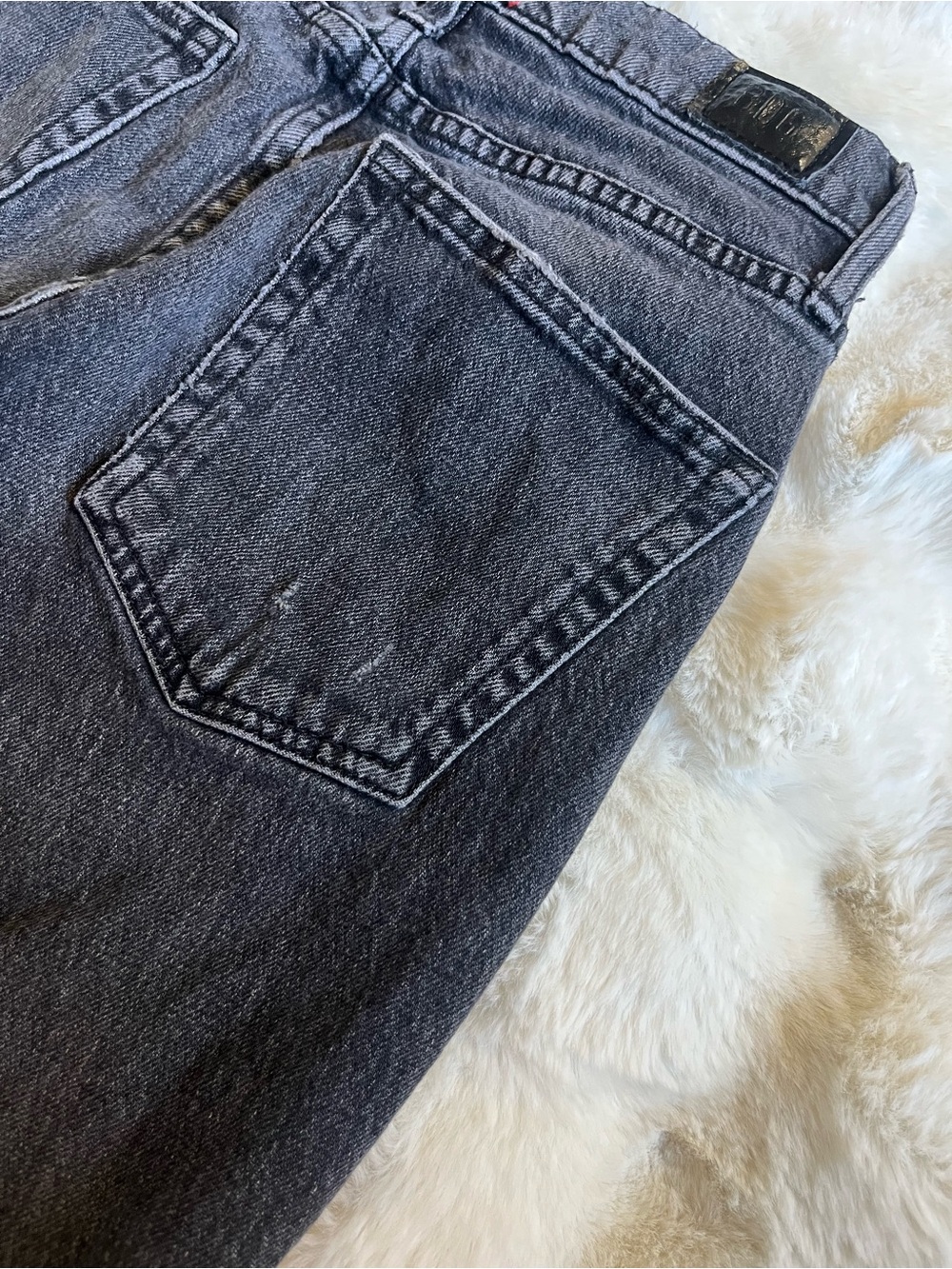 Urban Outfitters BDG 90s Bootcut Wide Leg Flare Jeans Washed Distressed Black 24 - Picture 5 of 6